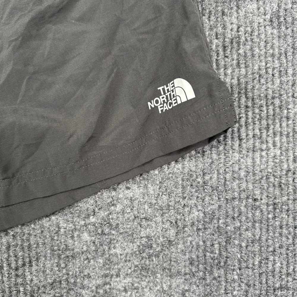 The North Face Class V Belted Shorts Mens XXL Dark Gray Nylon Hiking Gorpcore